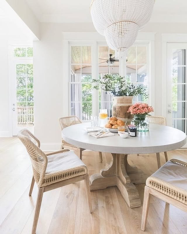 Luxury Dining Room Inspiration for Contemporary Homes