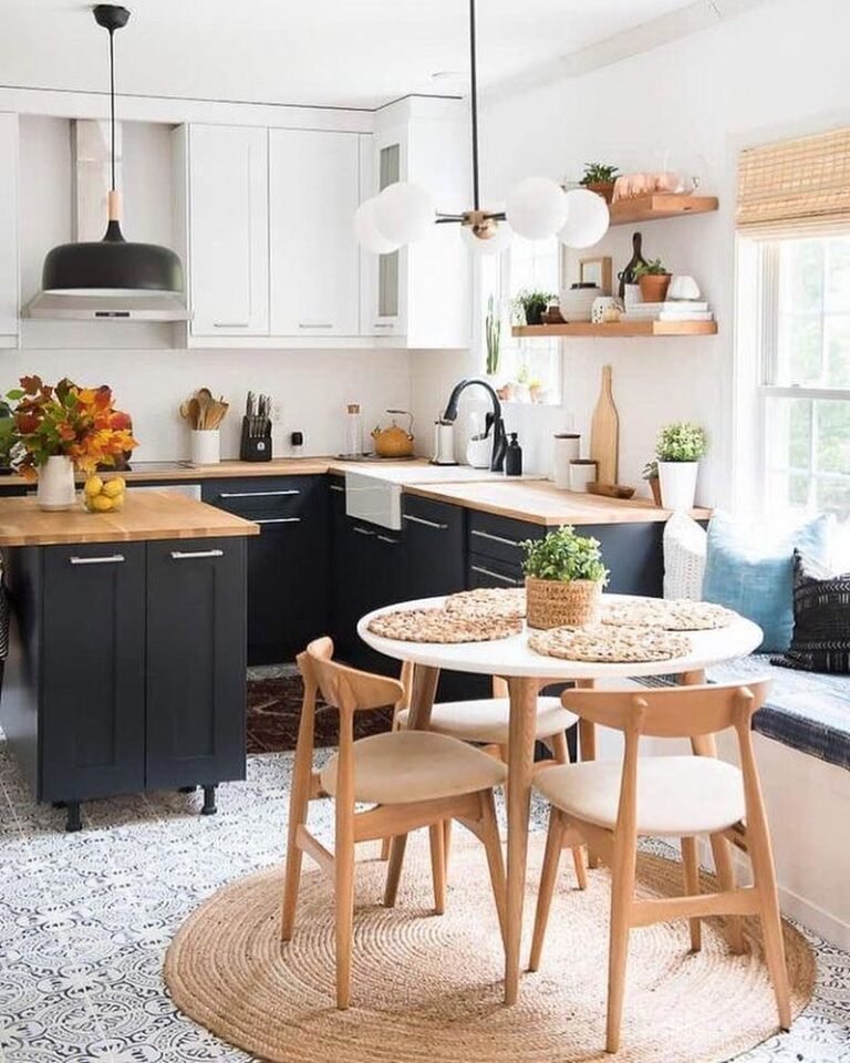 The Art of Kitchen Elegance Balancing Luxury and Function